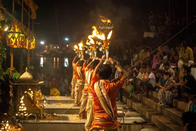 ホテルRatnakar Palace バラナシ エクステリア 写真